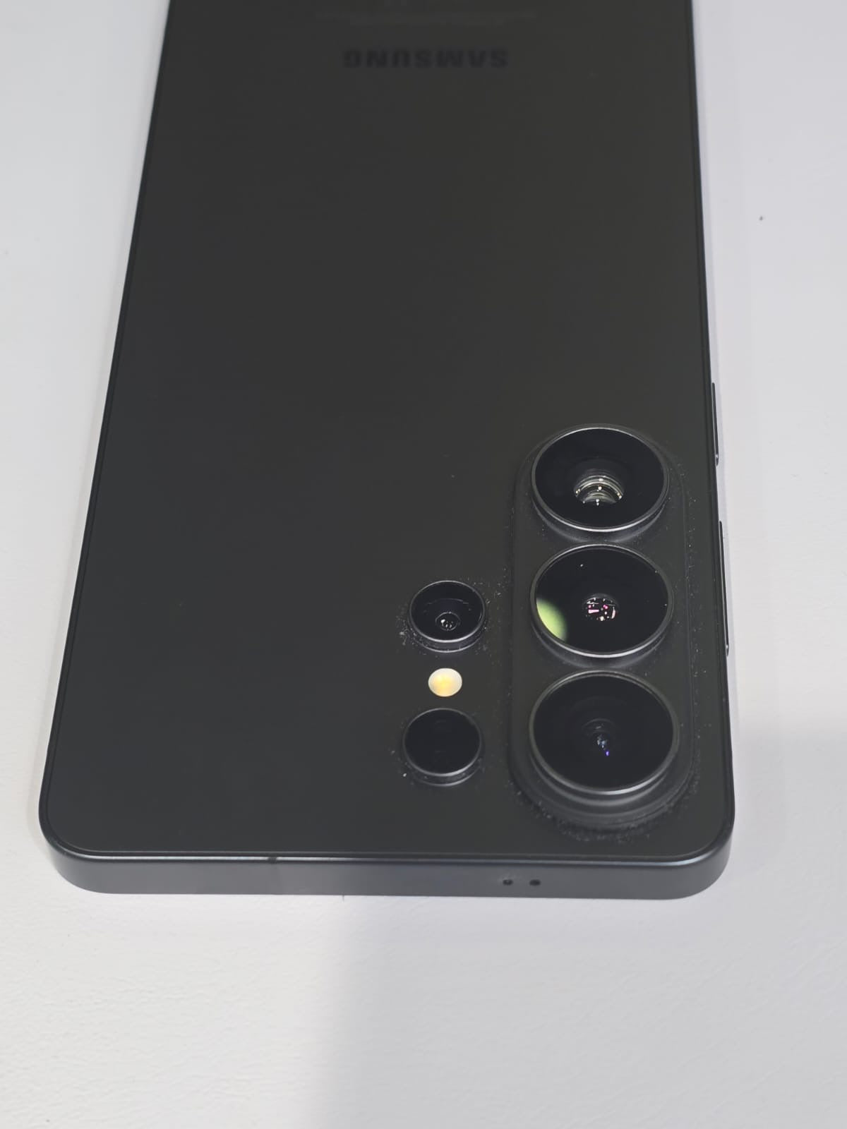 Samsung S26 Ultra - 256GB - TDRA Version - Excellent