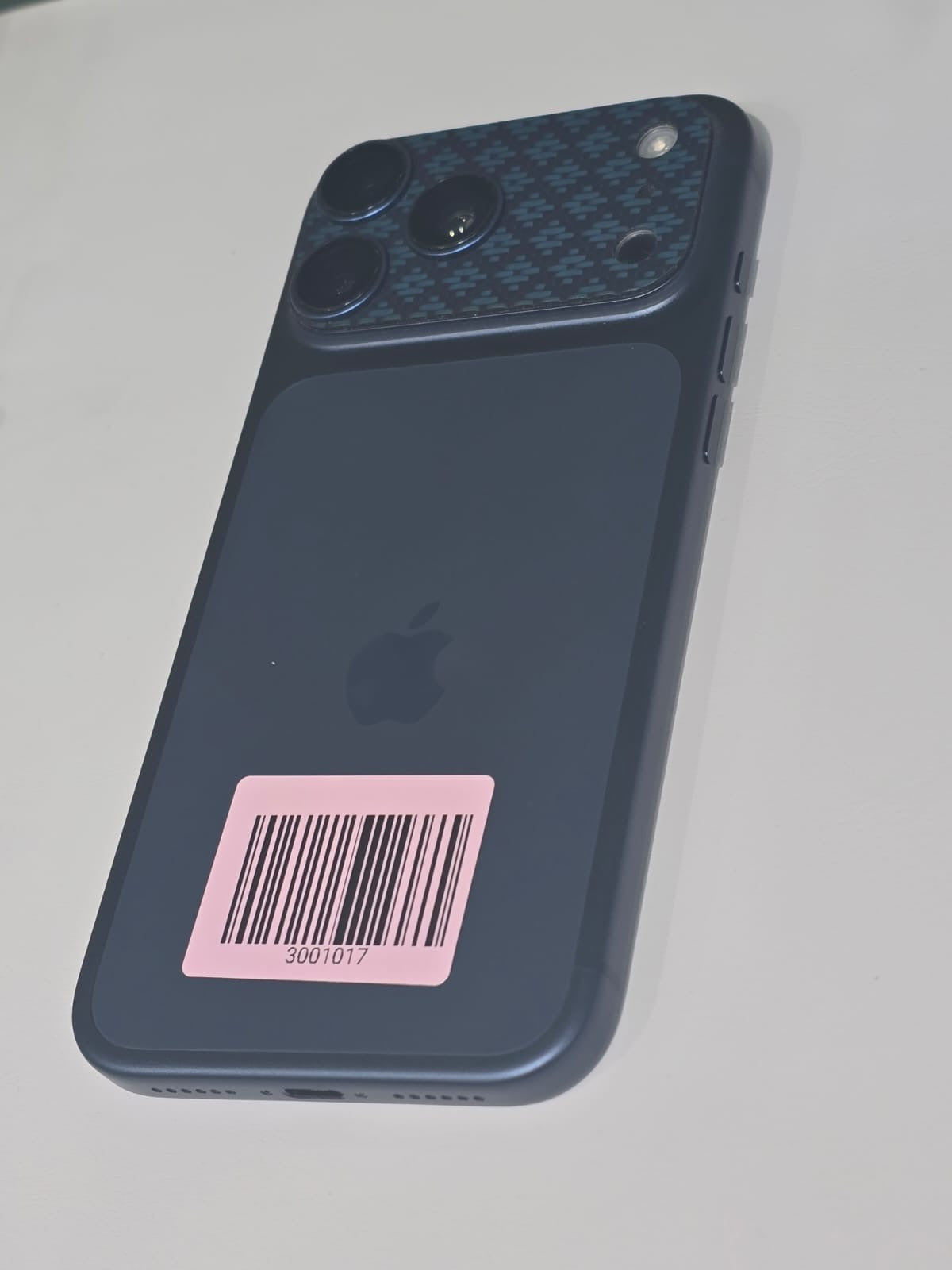 iPhone 17 Pro Max - 512GB - TDRA Version - Excellent