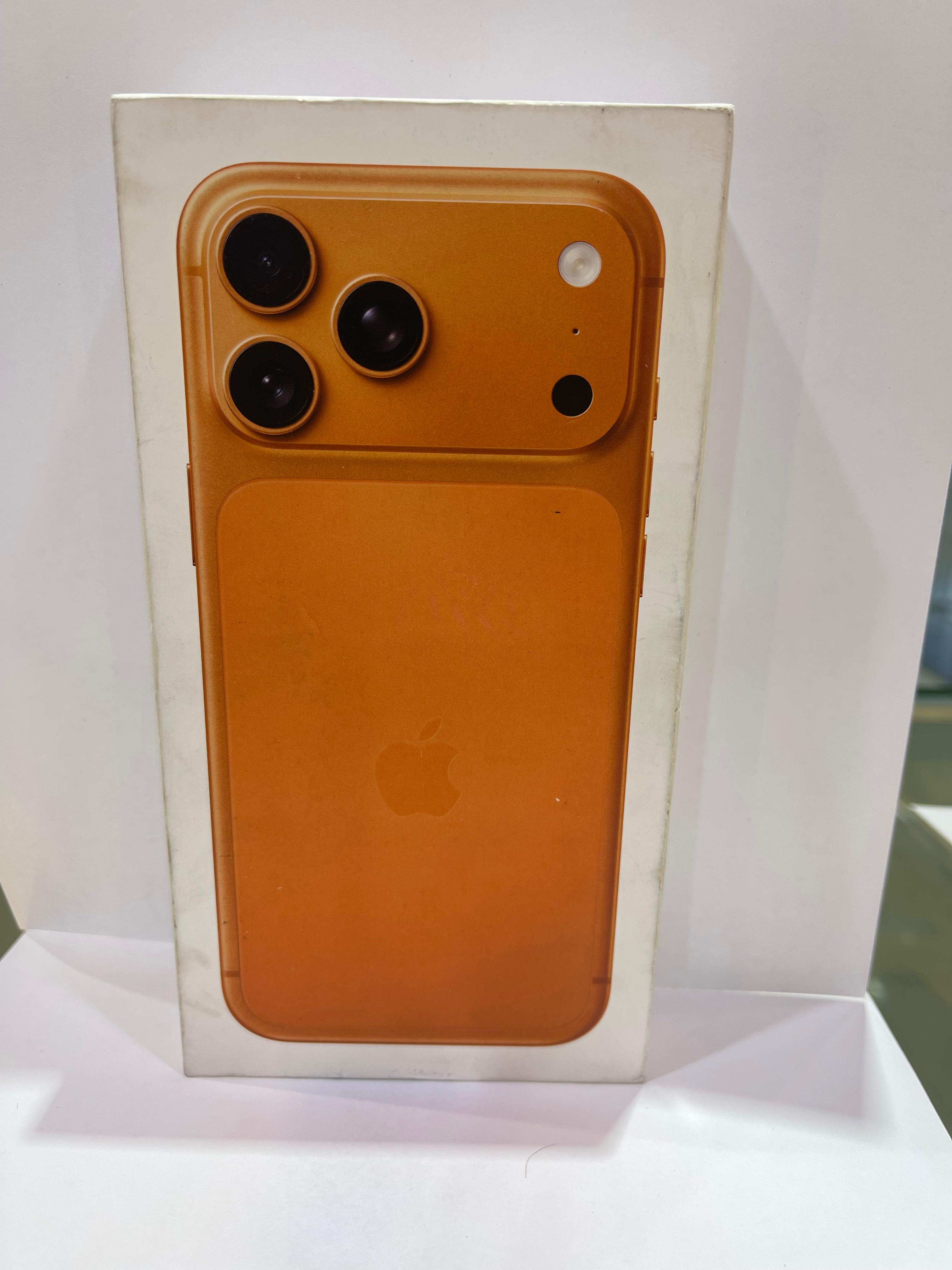 iPhone 17 Pro Max - 256GB - HK Version - Open Box
