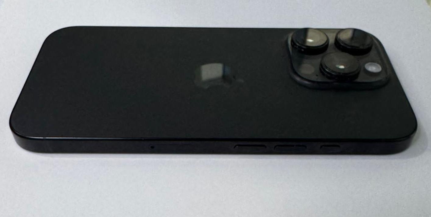 iPhone 16 Pro - 256GB - TDRA Version - Excellent