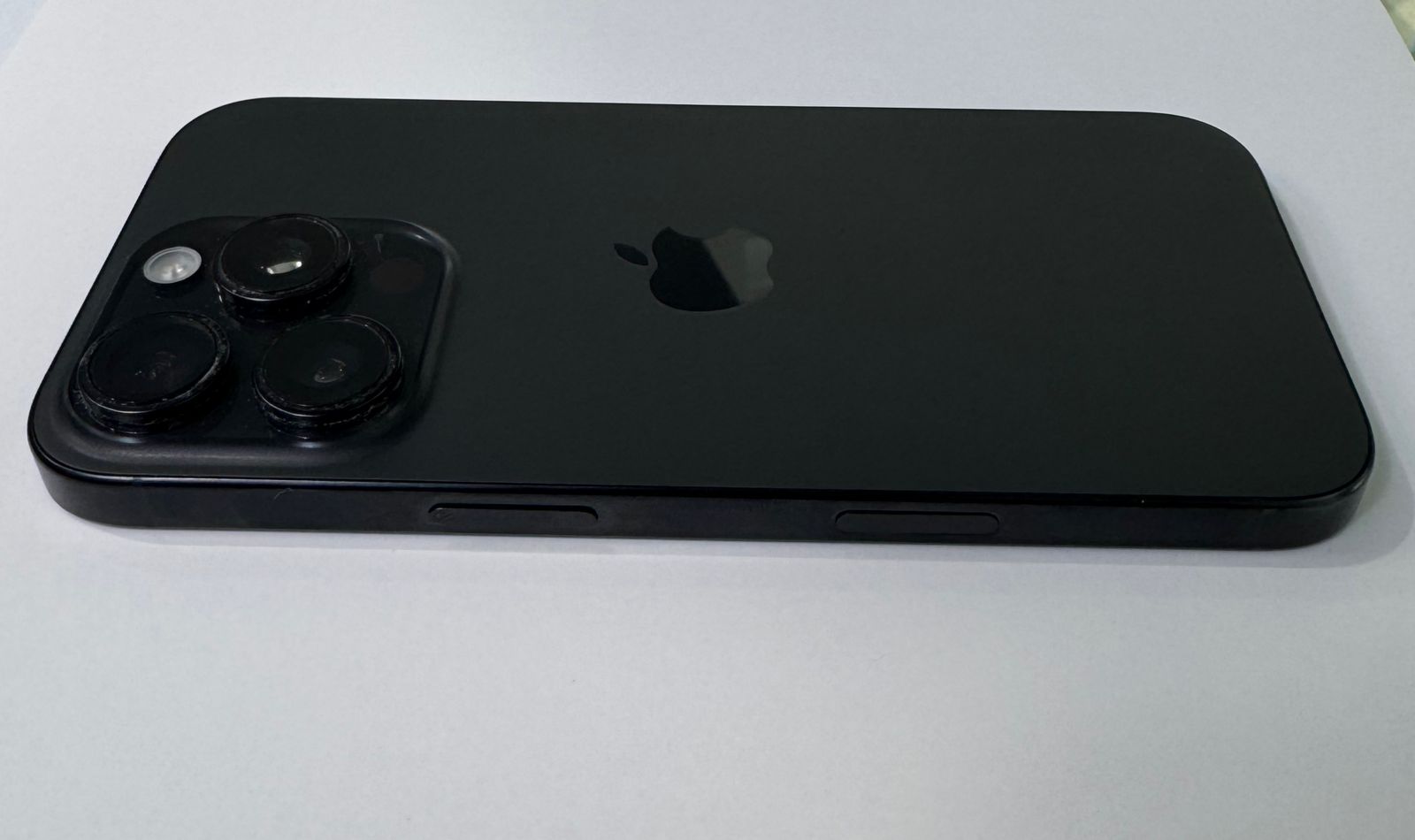 iPhone 16 Pro - 256GB - TDRA Version - Excellent