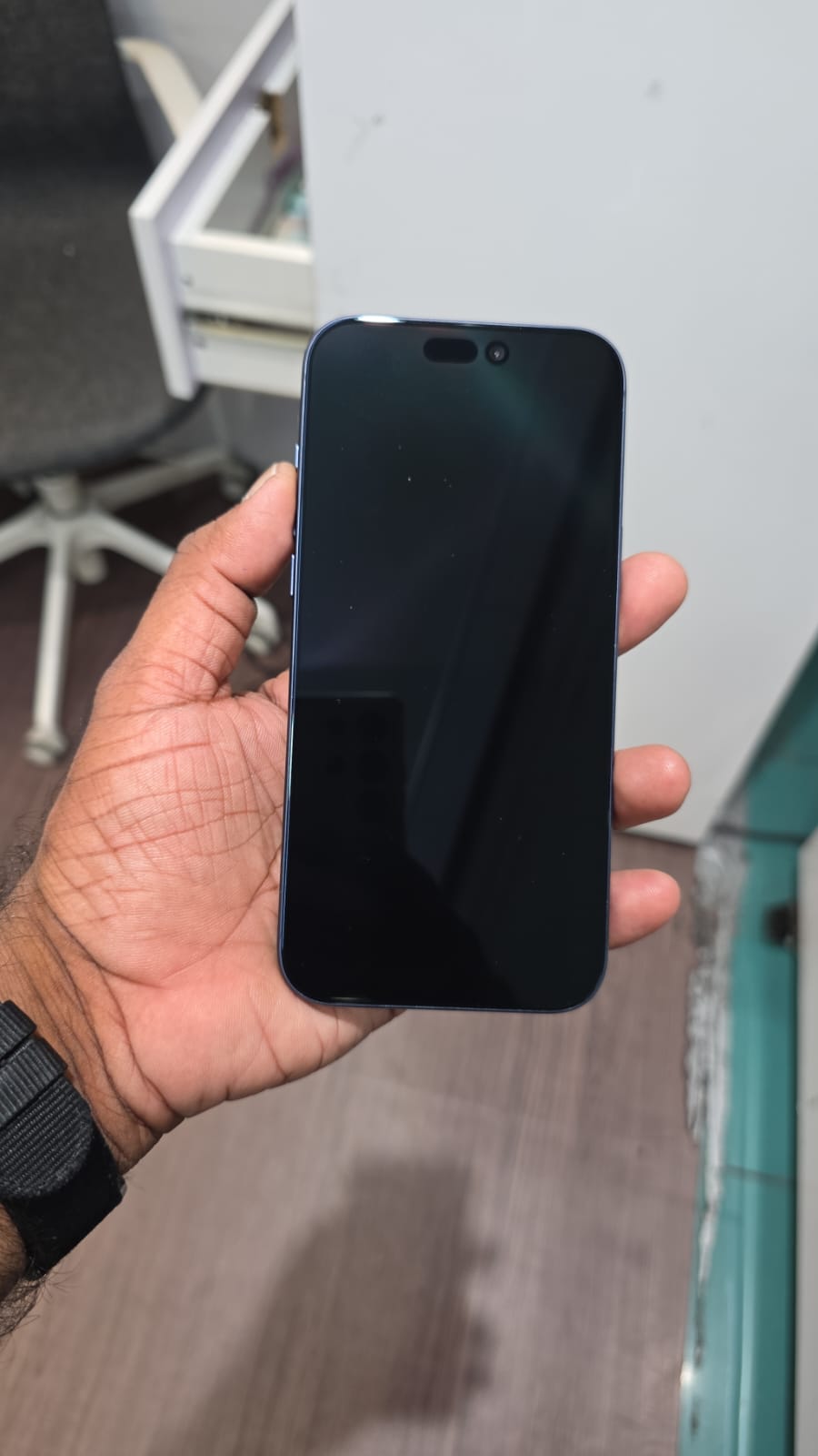 iPhone 17 Pro Max - TDRA Version - 256GB - Excellent