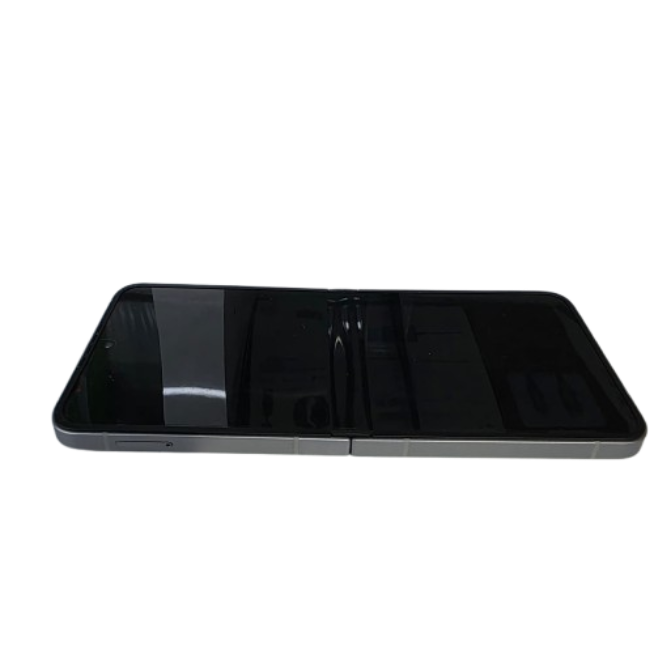 Samsung Galaxy Z Flip 6 - 512GB - UAE version - Excellent